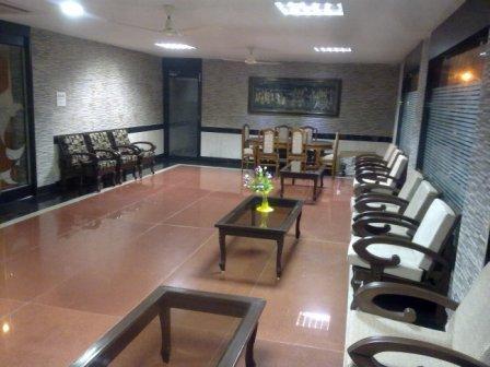 Hotel Arch Manor Deluxe Bhopal Bagian luar foto